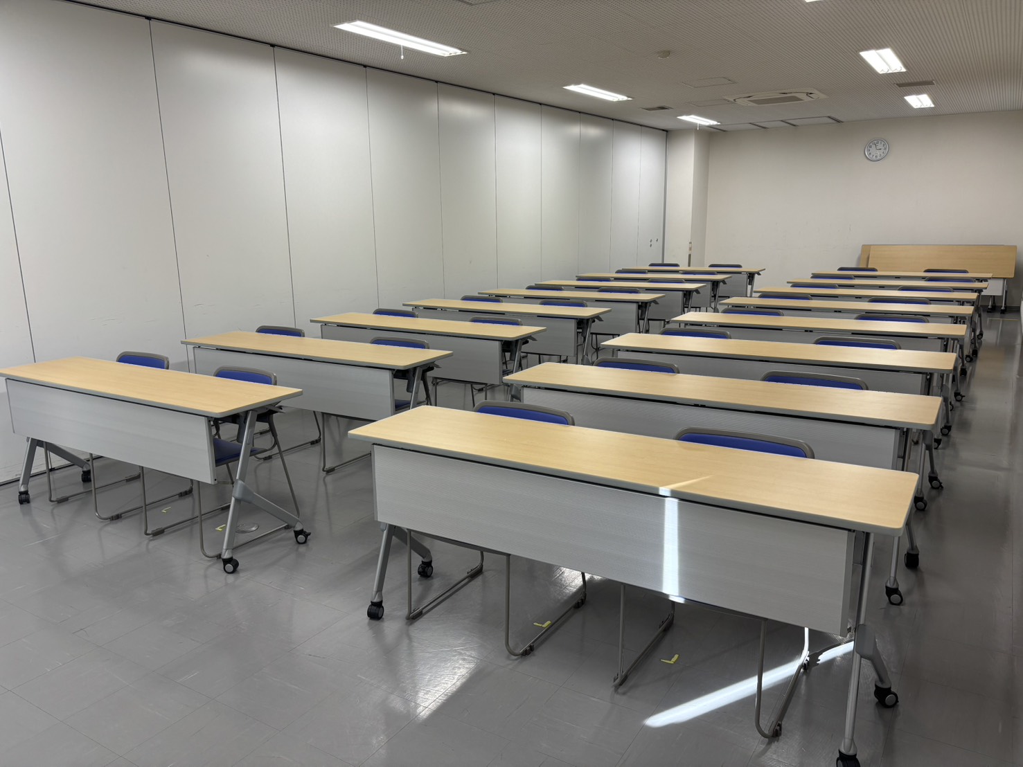 3階 大会議室Bスクール型